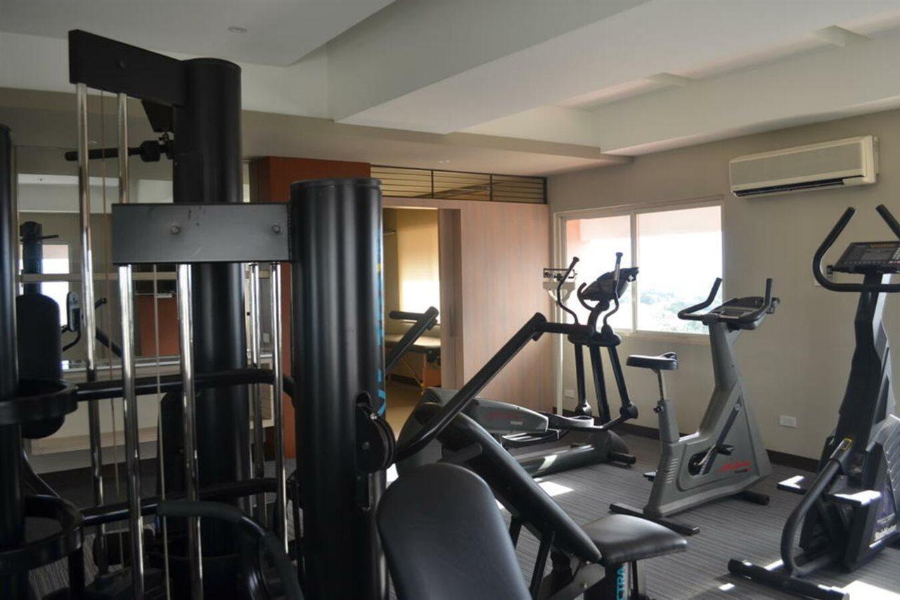Imperial Palace Suites كويزون سيتي المظهر الخارجي الصورة
