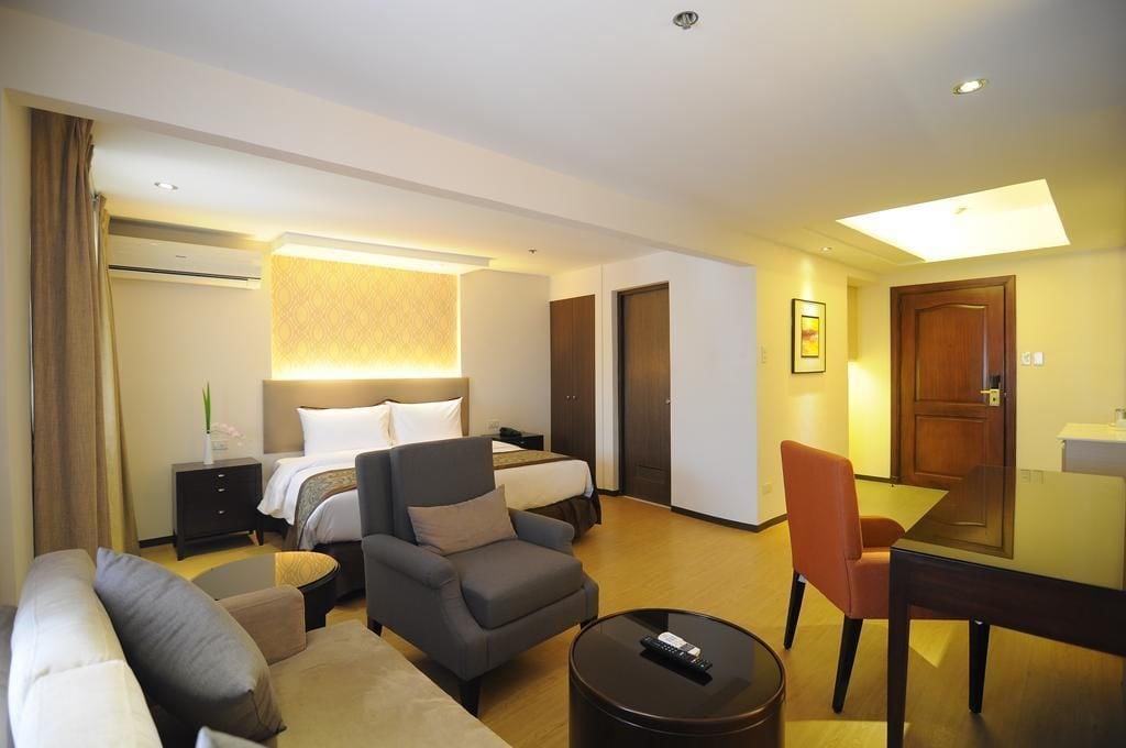 Imperial Palace Suites كويزون سيتي المظهر الخارجي الصورة