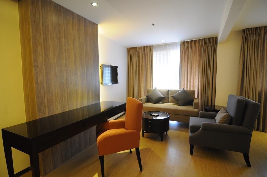 Imperial Palace Suites كويزون سيتي المظهر الخارجي الصورة