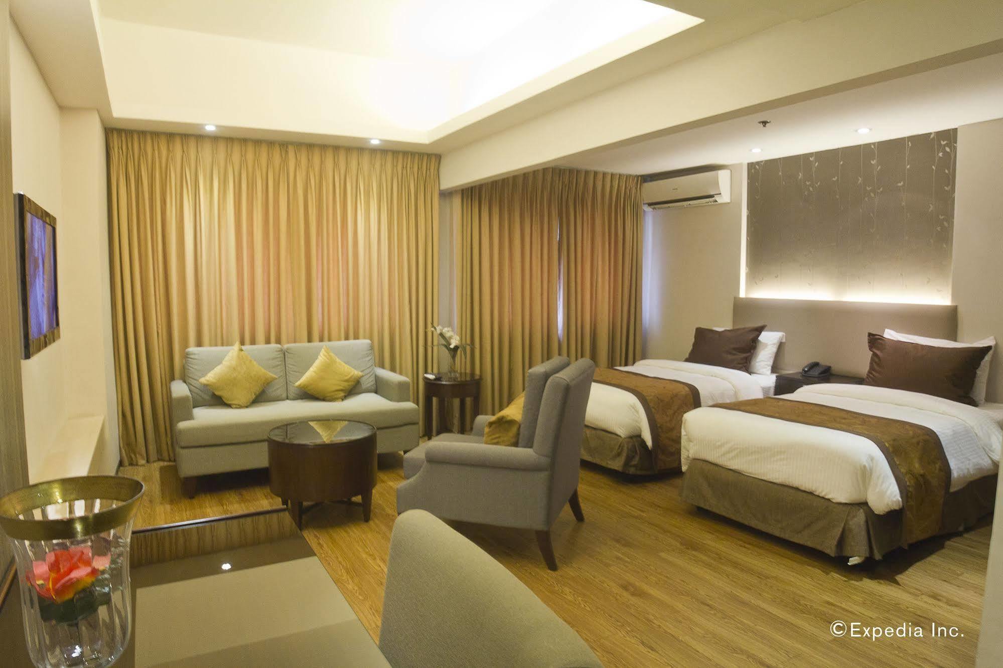 Imperial Palace Suites كويزون سيتي المظهر الخارجي الصورة
