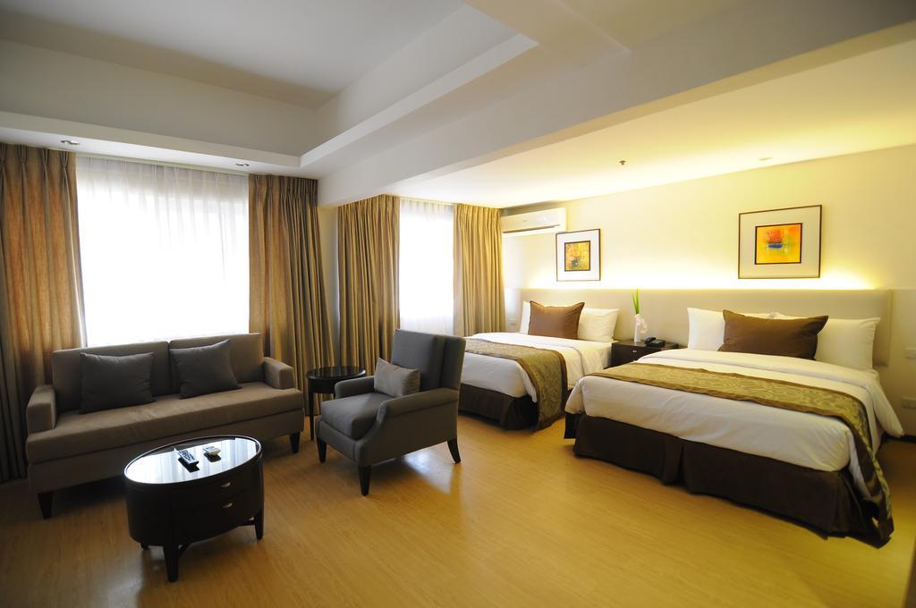 Imperial Palace Suites كويزون سيتي المظهر الخارجي الصورة