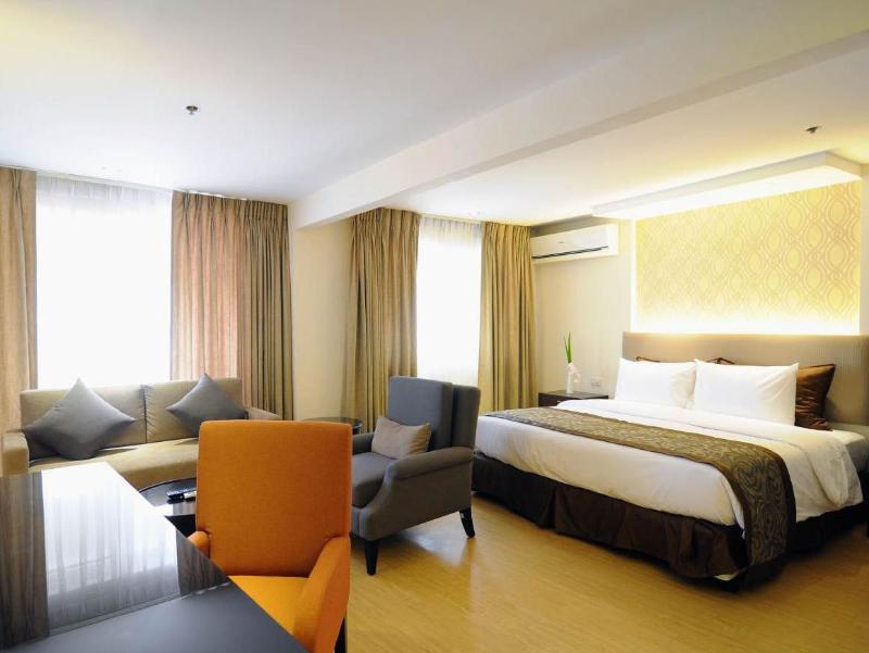 Imperial Palace Suites كويزون سيتي المظهر الخارجي الصورة